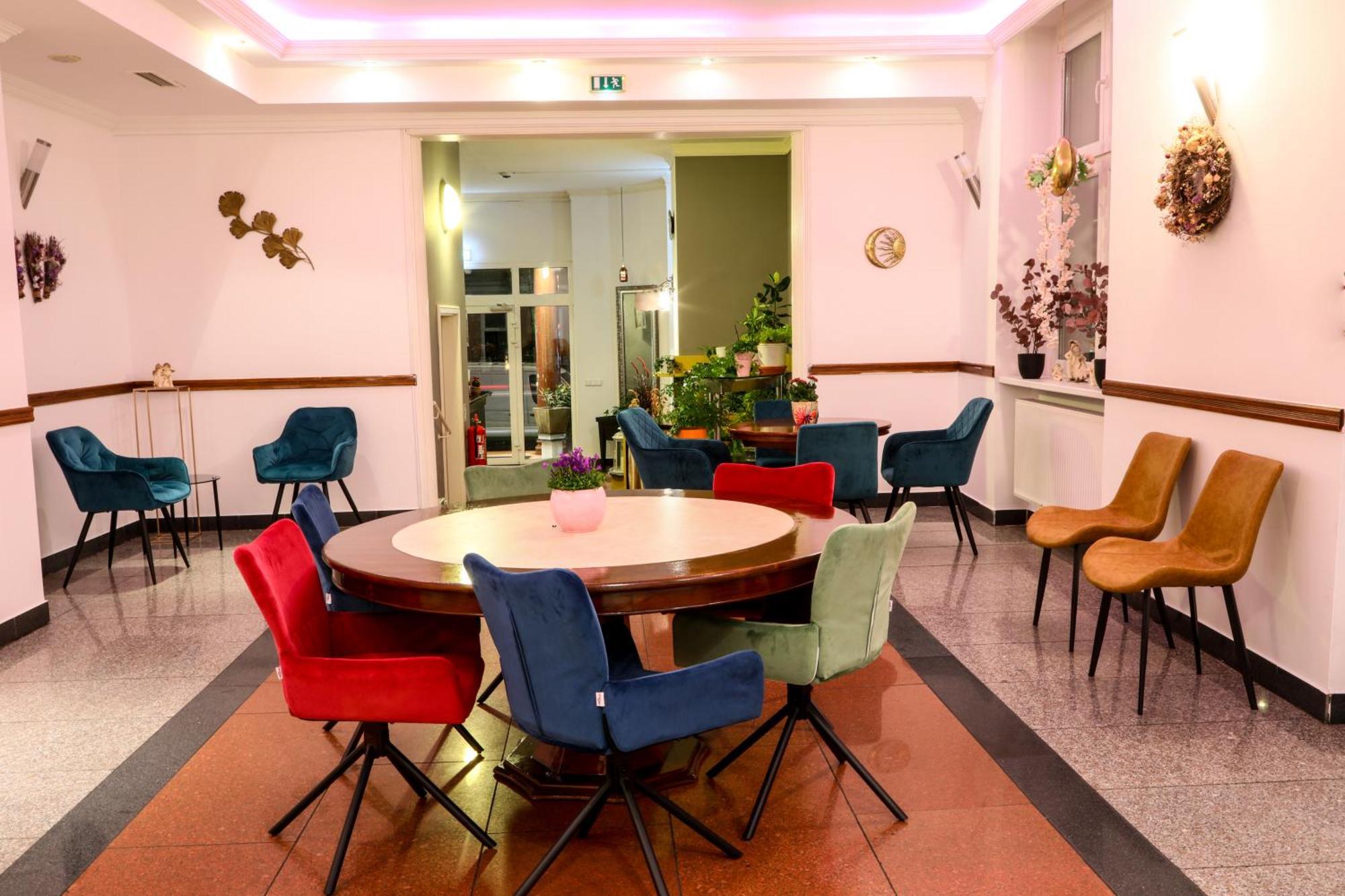 Karlshorst Hotel 3*